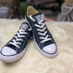 Chuck Taylor all star converse
